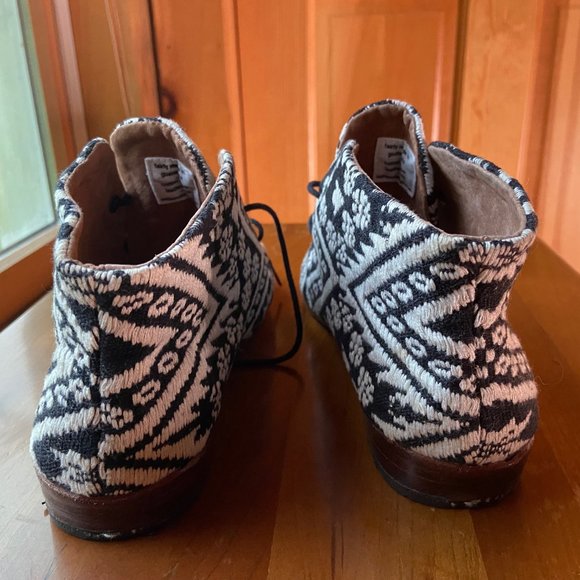 OSBORNE MADE TO ORDER LIMITED EDITION "MYSTIC" HIPSTER ANKLE BOOTIE - Picture 6 of 7